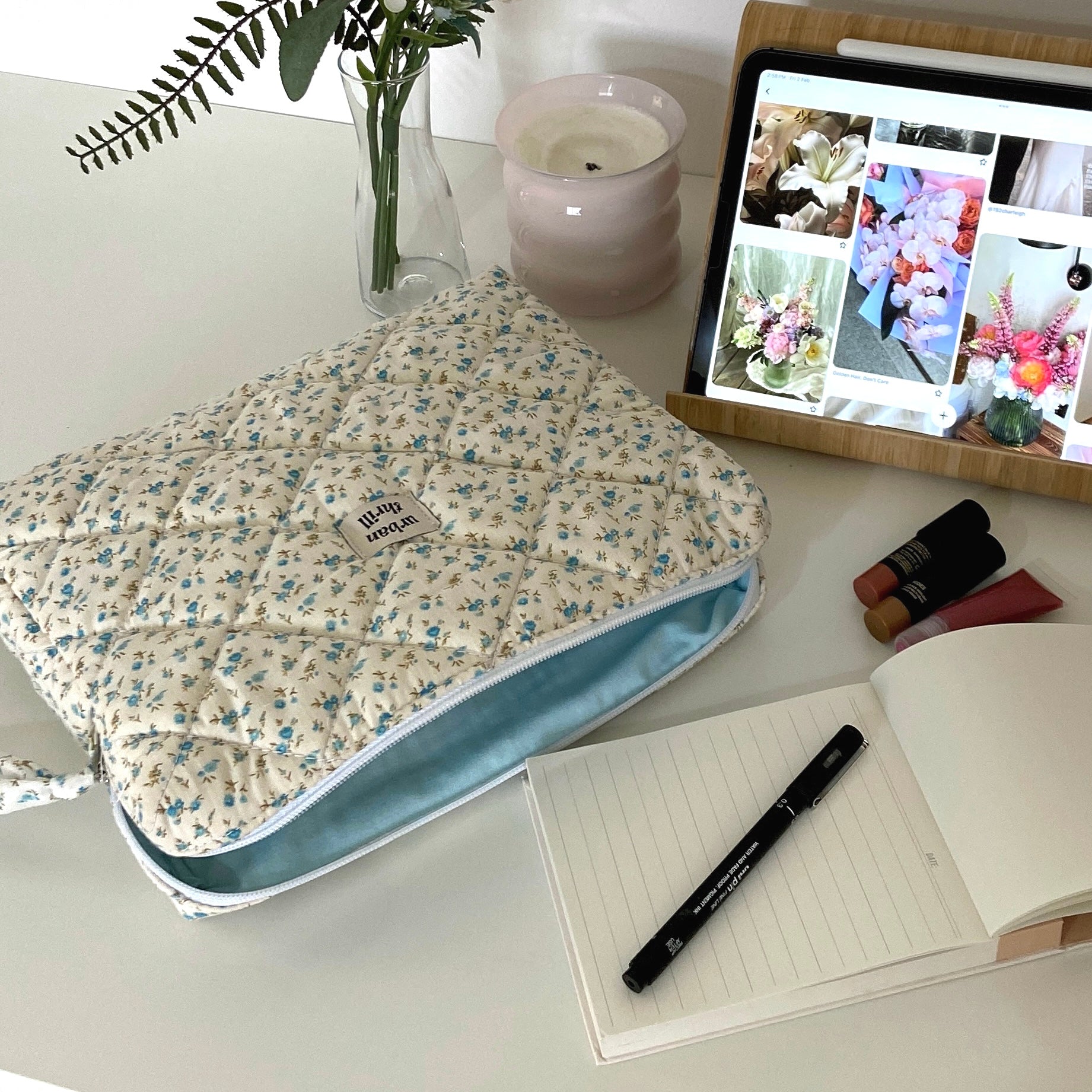iPAD SLEEVES