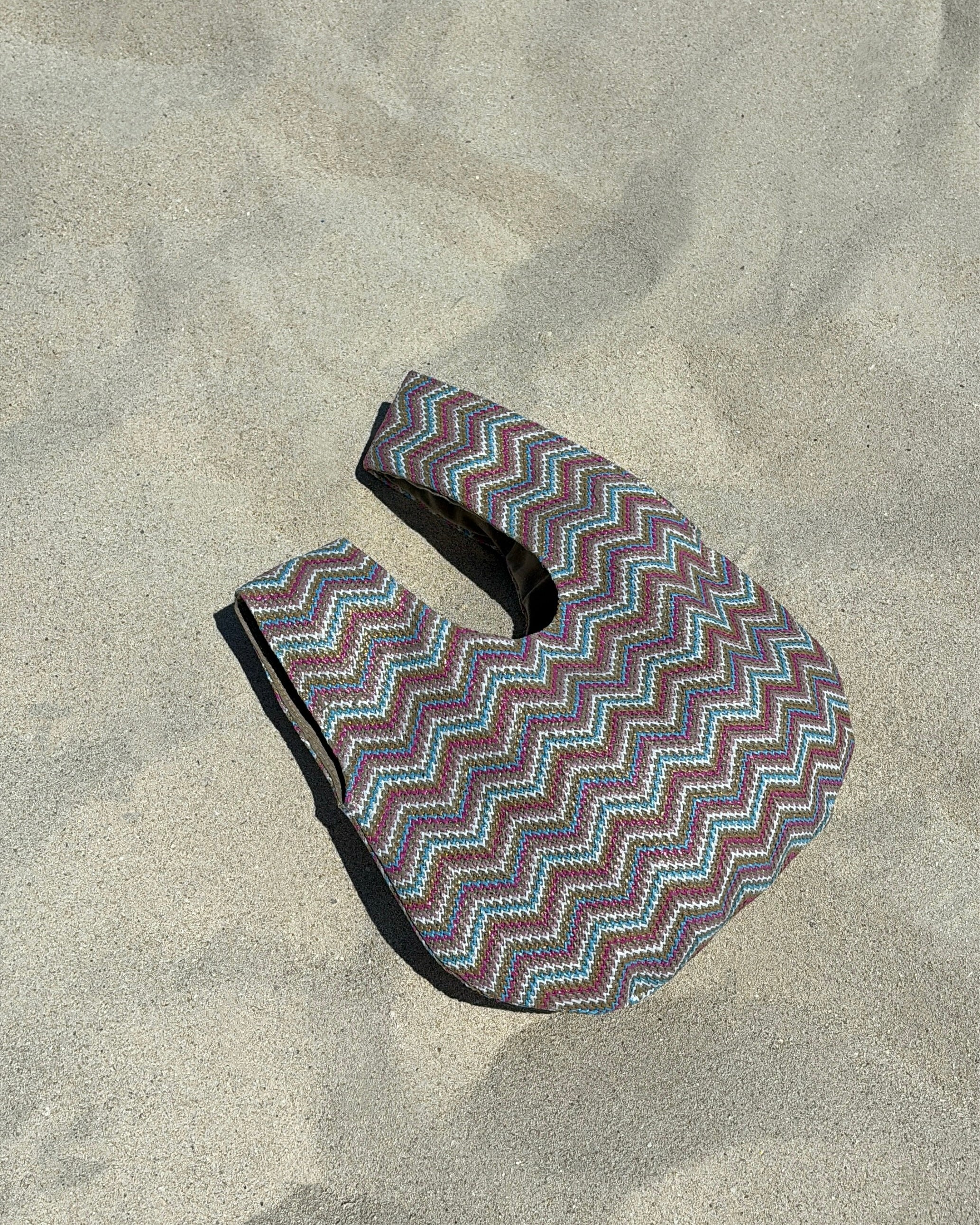 Zigzag Raffia Knot Bag