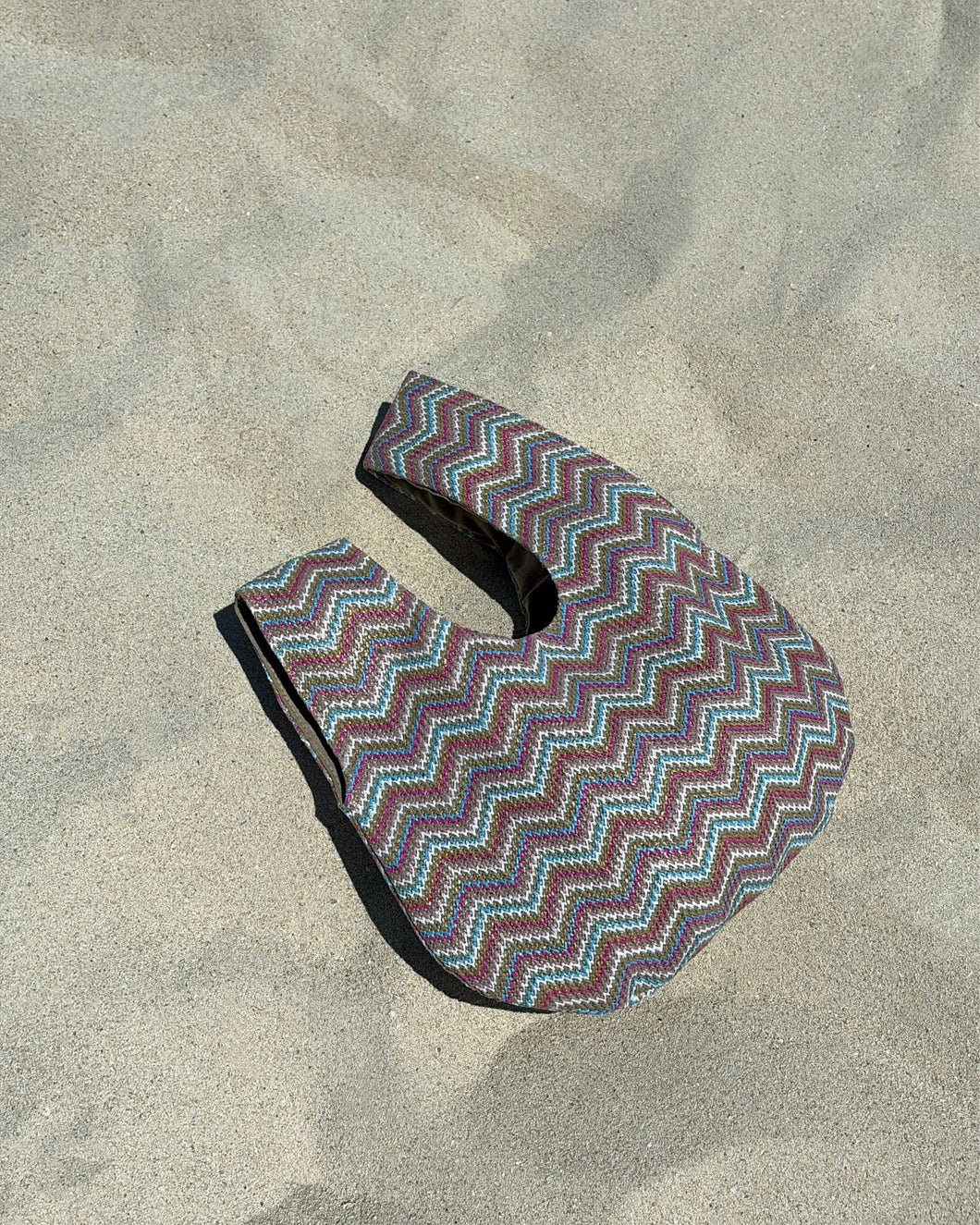 Zigzag Raffia Knot Bag