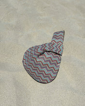 Load image into Gallery viewer, Zigzag Raffia Knot Bag
